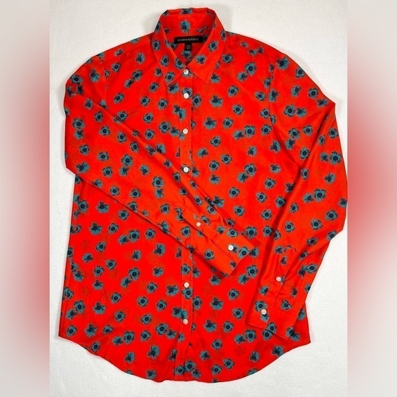 Floral Red Button-Up Women's Top - Picture 2 of 11